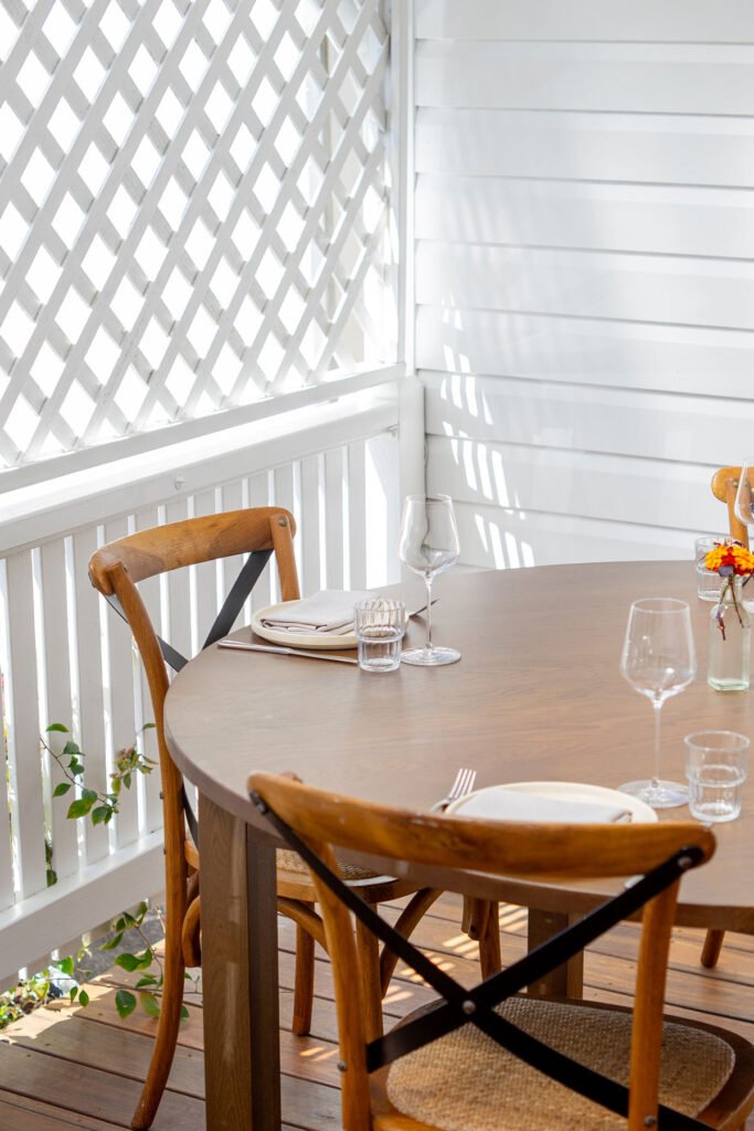 outdoor-table
